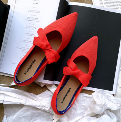 Mary Jane women's shoes with pointed bow