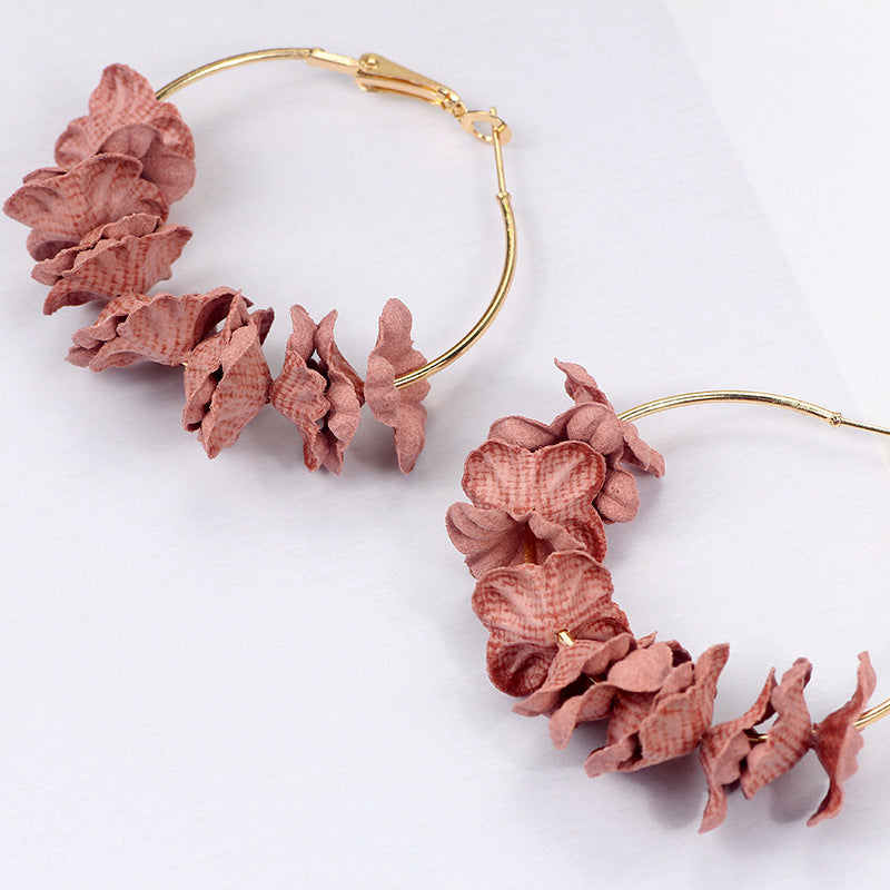 Simple and versatile long earrings women
