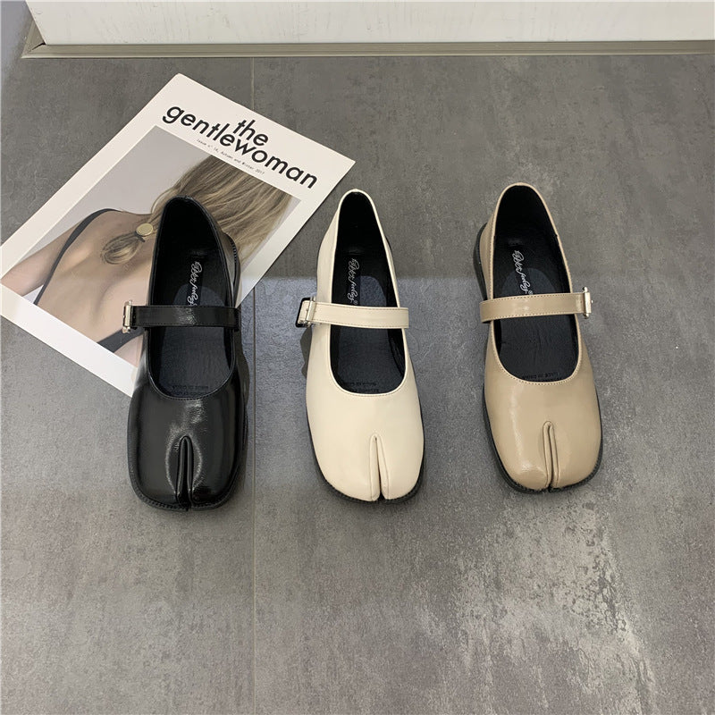 Split Toe Mary Jane Shoes