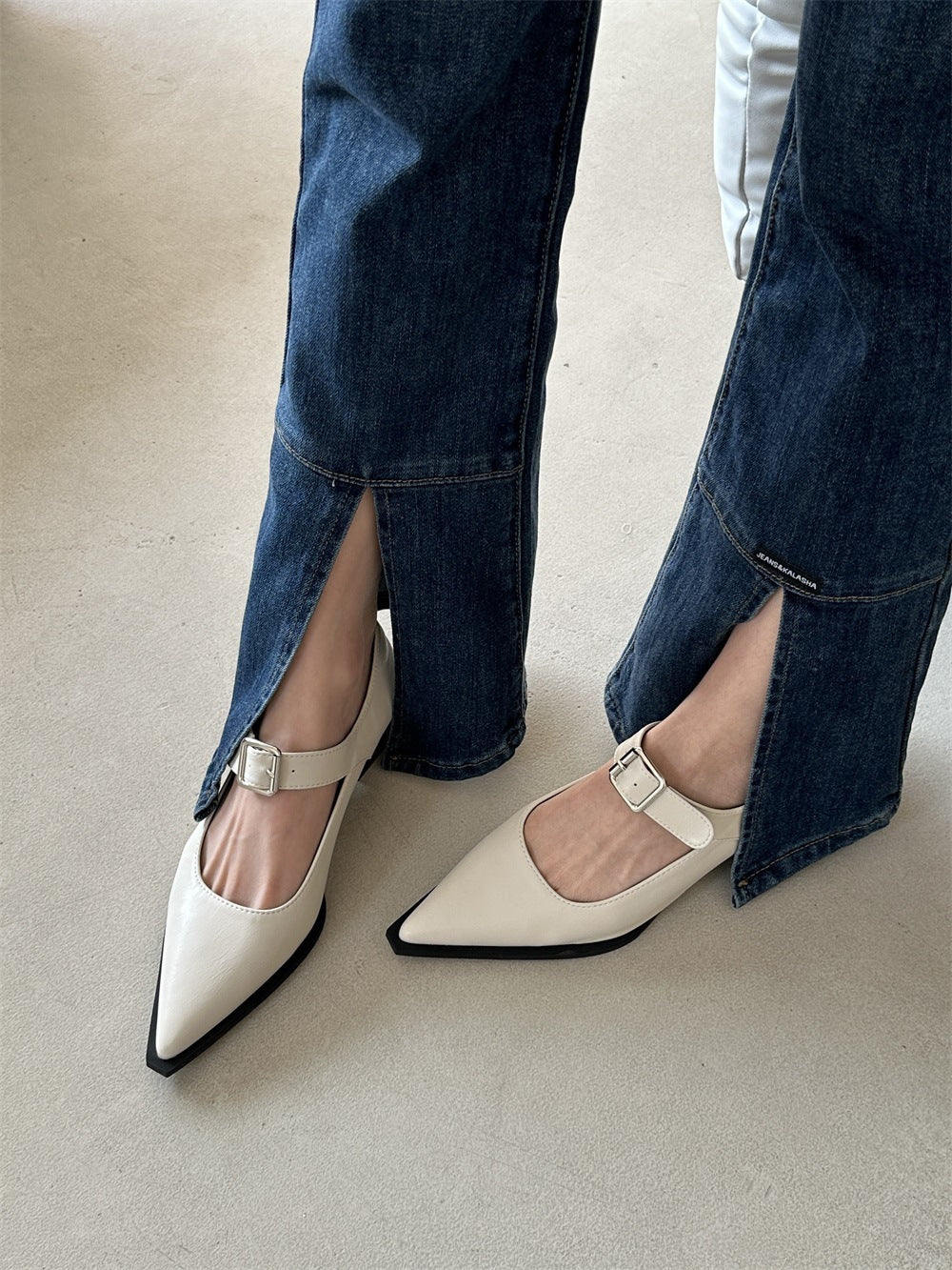 Women's Fashion Pointed Toe Classic Style Mary Jane Shoes