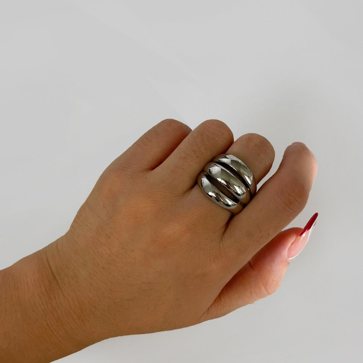 Stainless Steel Hollow Three-ring Three-color Niche Simple Women