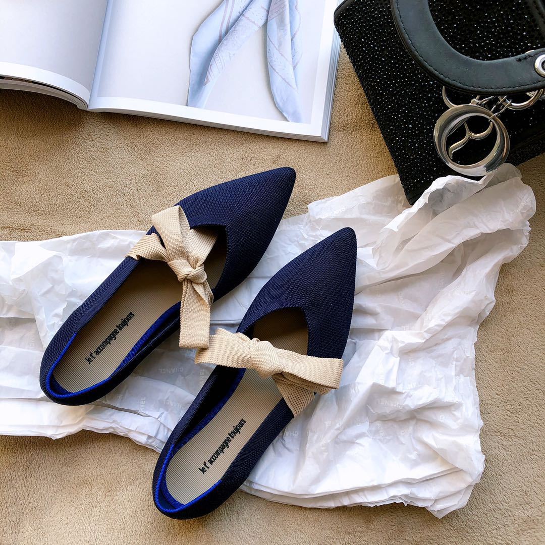 Mary Jane women's shoes with pointed bow