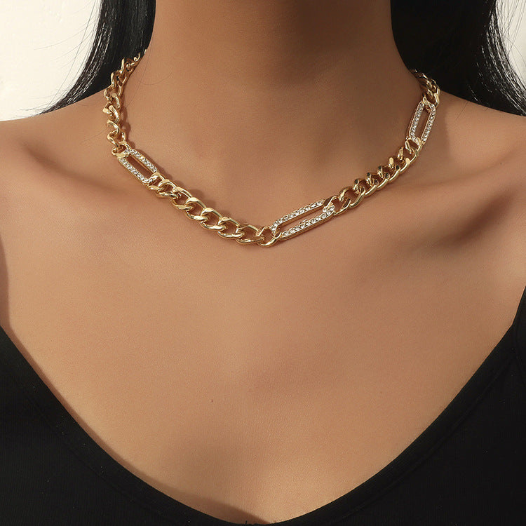 Stitched Pearl Pendant Short Necklace