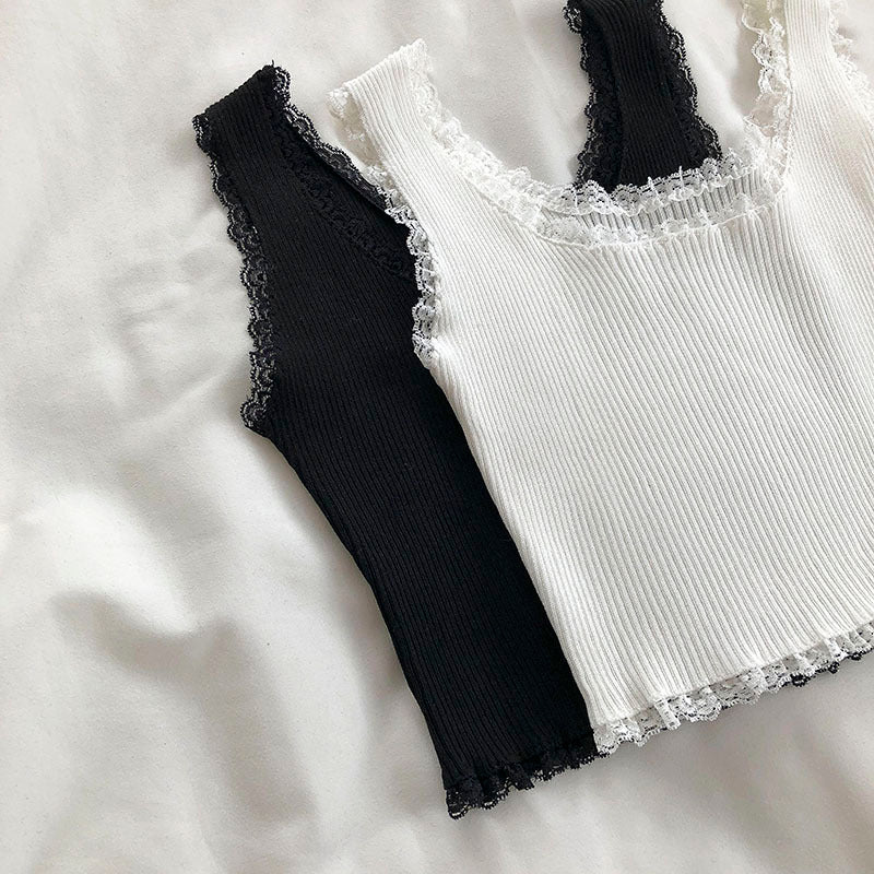 Vintage-paneled Lace-trimmed Cropped Camisole