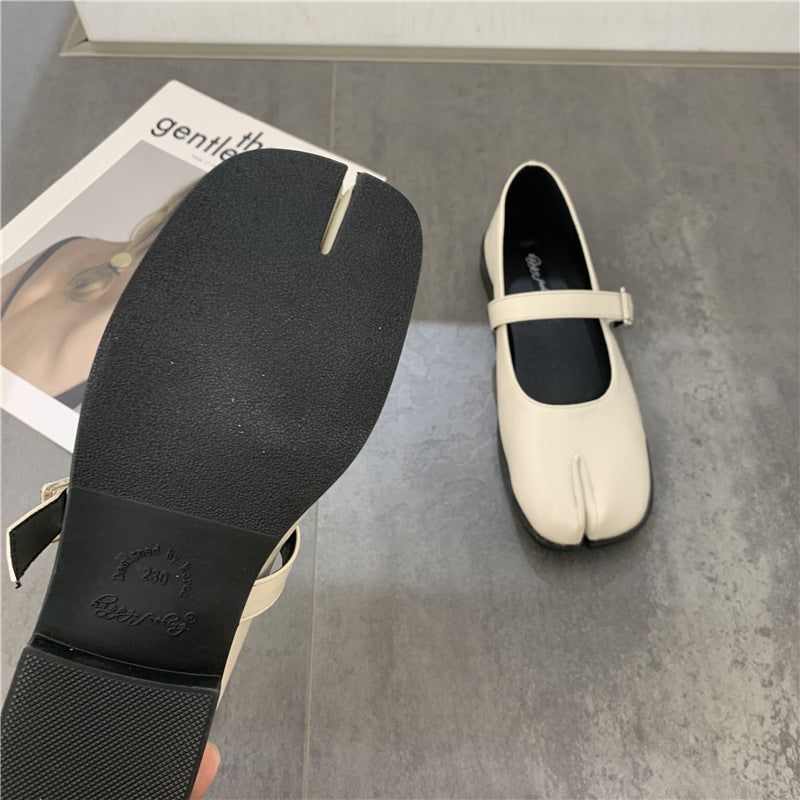 Split Toe Mary Jane Shoes
