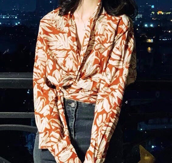 Printed V-neck Cross-tie Bow Shirt