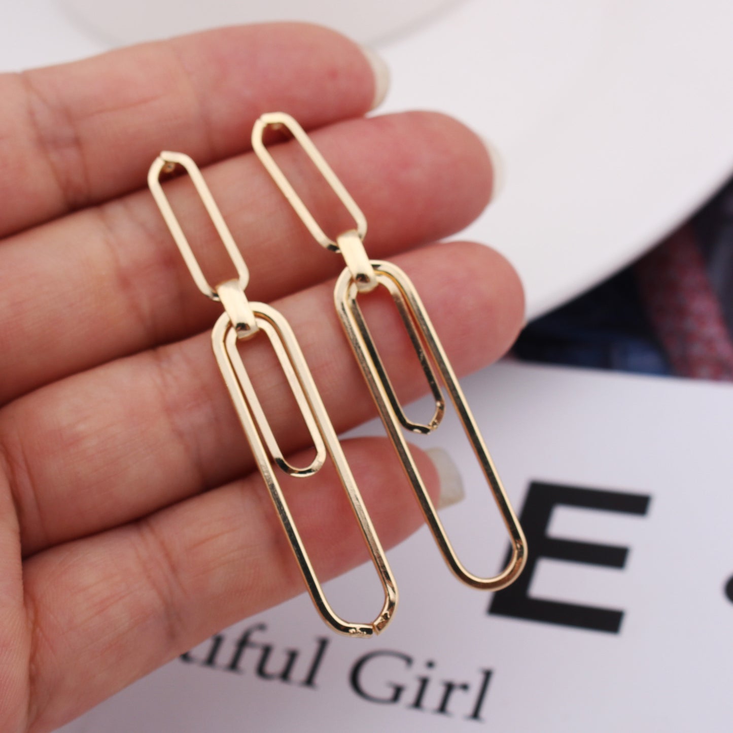 Simple Women Vintage Metal Glossy Surface Geometric Clip Earrings