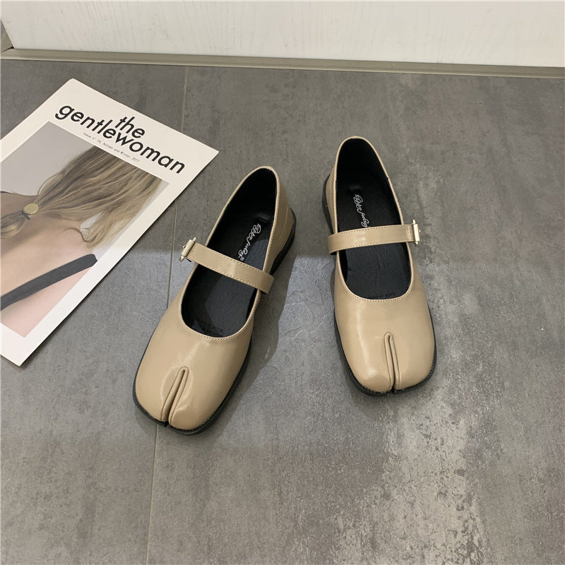Split Toe Mary Jane Shoes