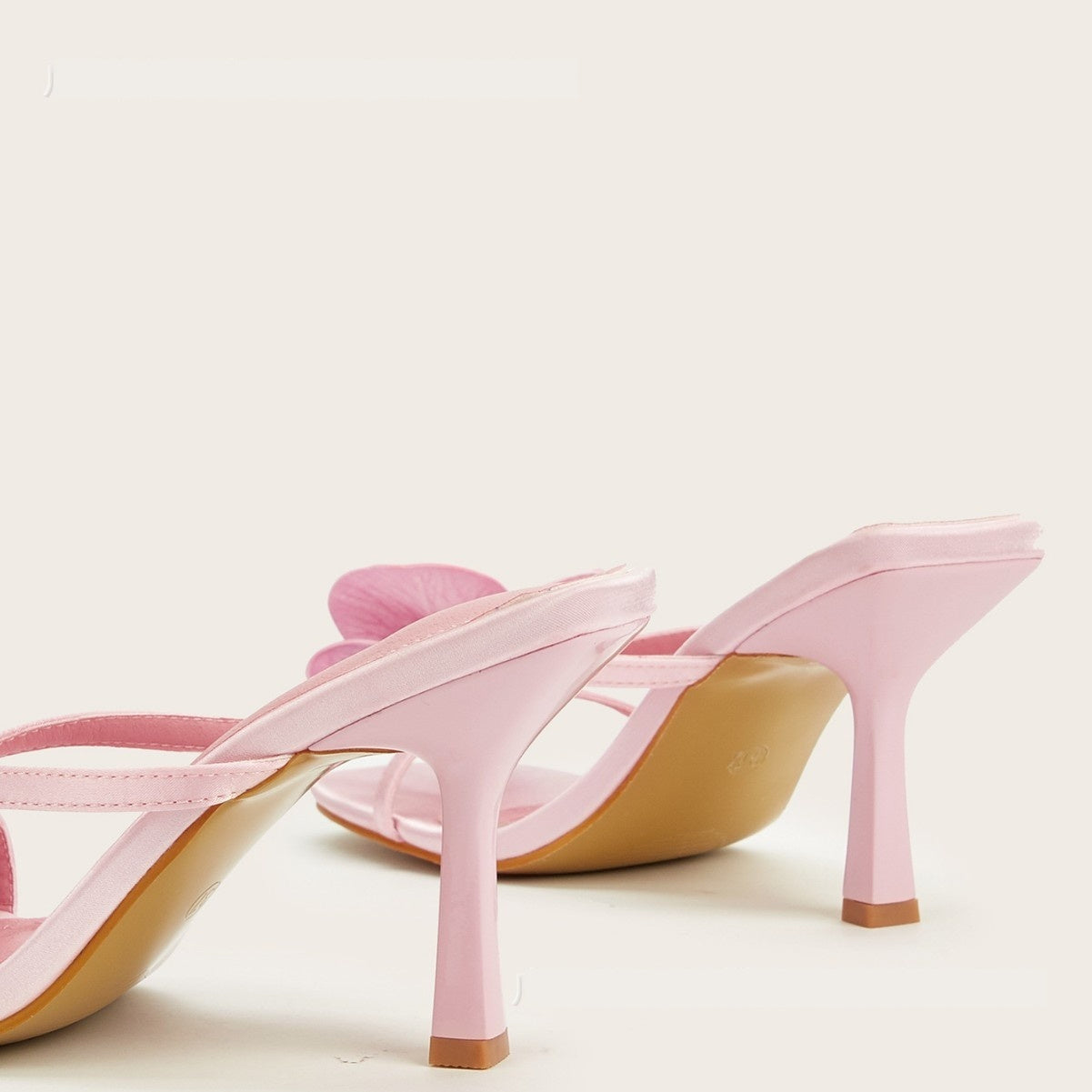 Spring And Summer Meiko Flower Decorative Flip-toe Square Toe High Heel Sandals