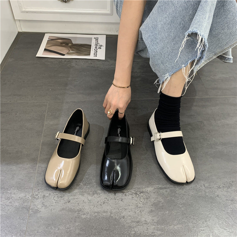 Split Toe Mary Jane Shoes