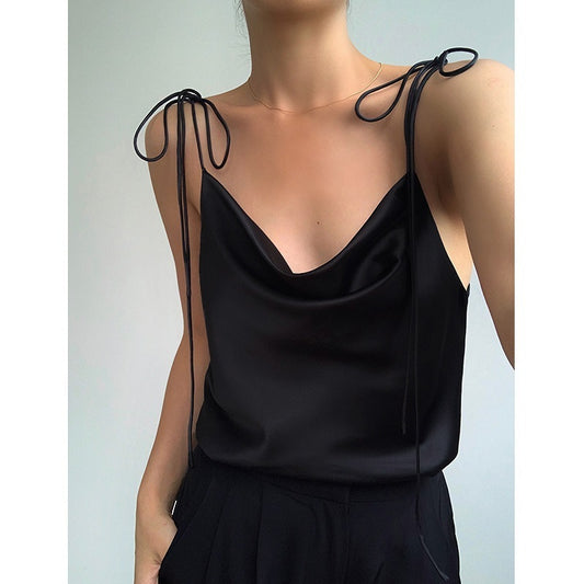 Women Wear Summer Silk And Satin Camisole With A Base Inside