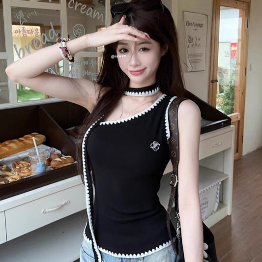 Letter Embroidered Slim Slimming Knitted Sleeveless Top