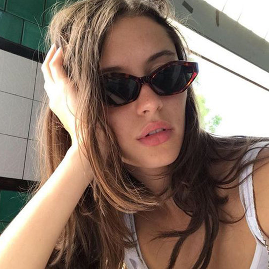 Angular Cat-eye Sunglasses, Modern Retro Temples In The Shape Of A Jumping Cheetah