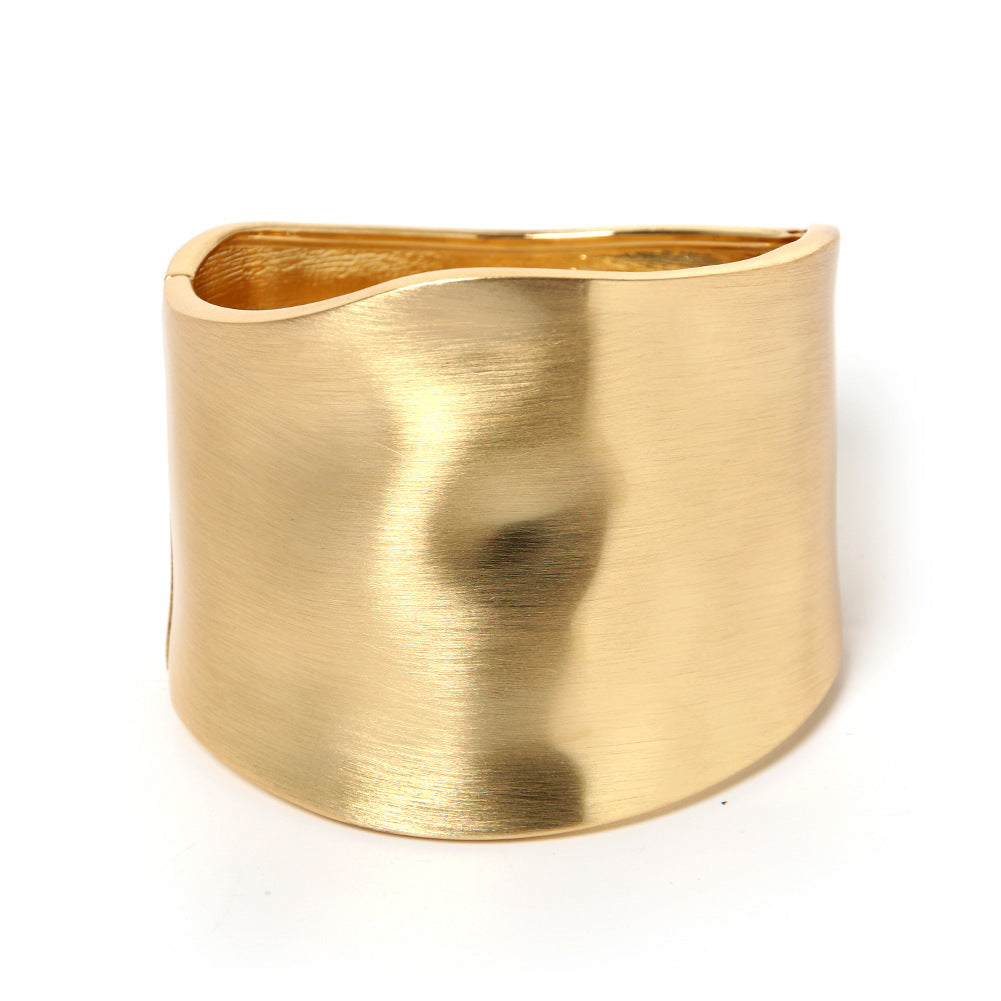 Exaggerated Wide Side Minimalist Spring Clasp Bracelet